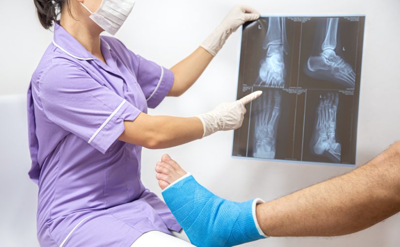 5 signs you need an arthroscopy surgeon in Ambala
